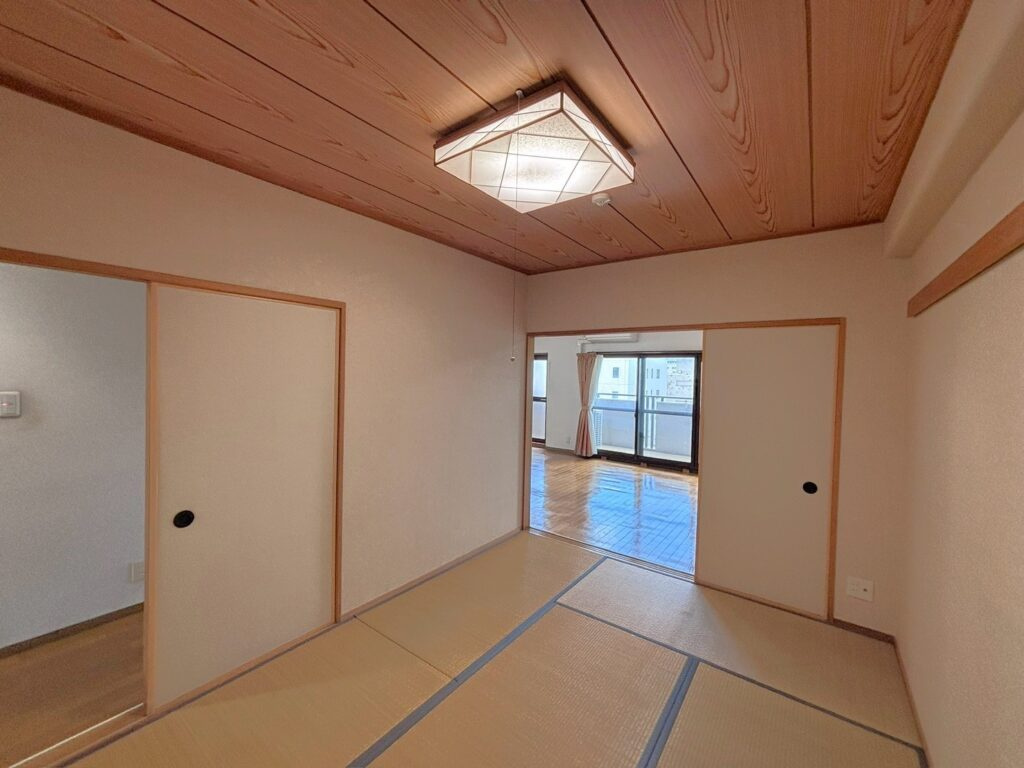 サーパス西町 