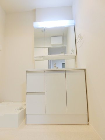 杉並区荻窪３丁目の賃貸マンションの独立洗面台