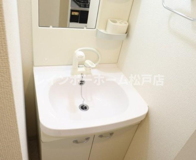 ラニカイビレッジの洗面所|コンパクトで使いやすい洗面所