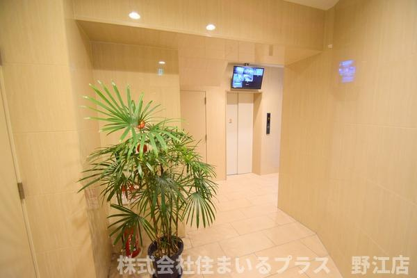 ラフォーレ放出のエントランス