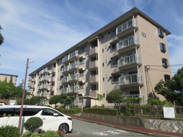 名谷25団地103号棟