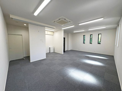 【洋室】 | 桑名市大字赤尾　住居付店舗事務所 | 店舗事務所スペース