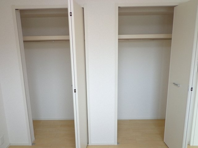 ラ　ビュット　上山手の収納