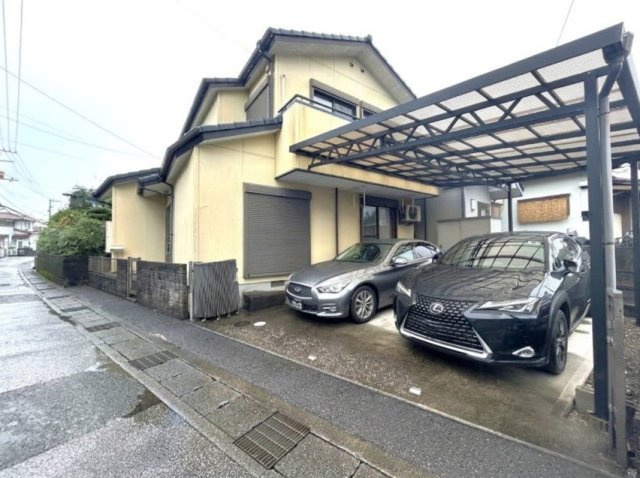 「カーポート2台分完備」高知市大津乙　中古一戸建て