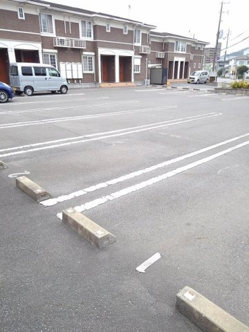 アールト　Ａ棟の駐車場|駐車場があります
