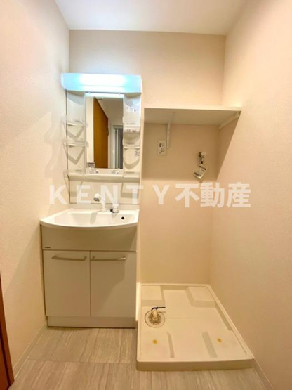 【洗面所】 | SUN RESIDENCE | スペースが確保できる洗面所です