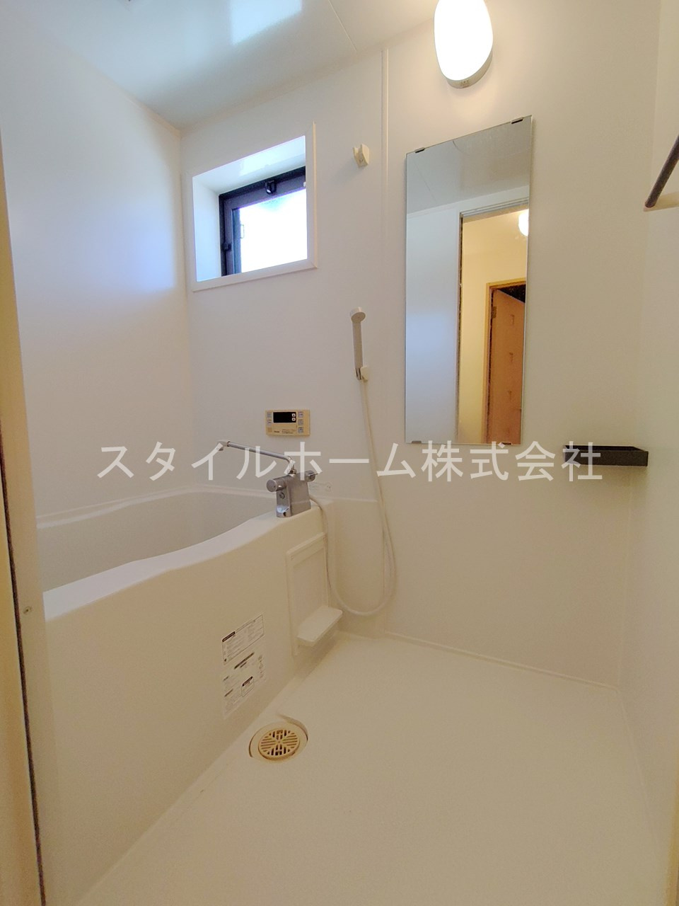 ウィルモア仙路の浴室