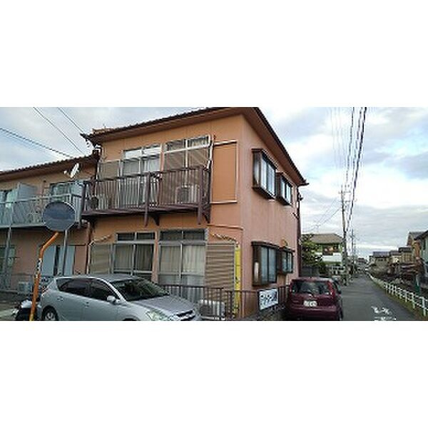 アットホーム藤島の外観
