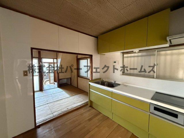 招提大谷3丁目戸建　賃貸のキッチン|ダイニングキッチンです