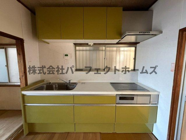 招提大谷3丁目戸建　賃貸のキッチン|キッチンでお料理をお楽しみください
