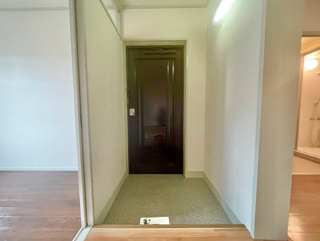 シティハイツ岸和田の玄関