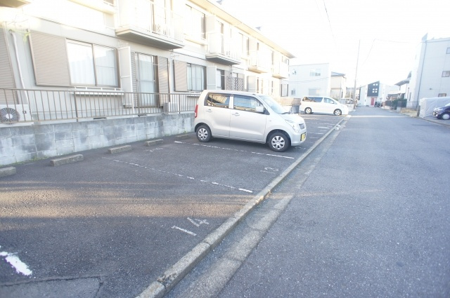 ハイツ恵の駐車場