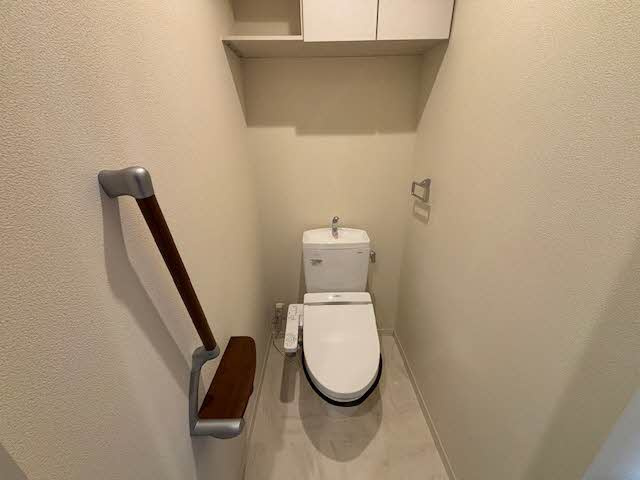 シャーメゾン東岸和田のトイレ