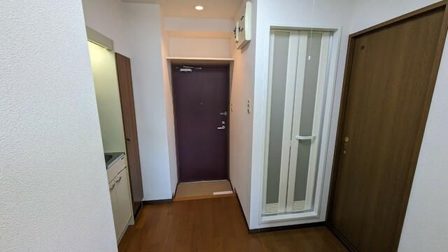 グランメゾン習志野の玄関