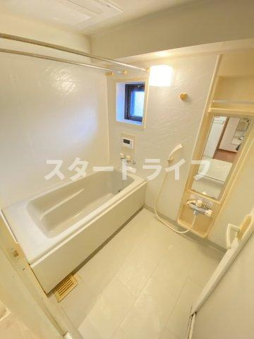 大阪市淀川区西中島５丁目の賃貸マンションの浴室
