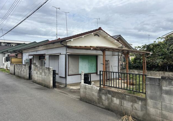 宇都宮市東峰町の前面道路含む現地写真