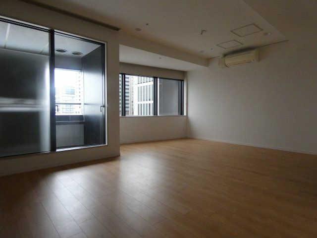 ＳｈｉｂａｕｒａＣｒｙｓｔａｌ　品川レジデンスの居間・リビング|※別部屋参照