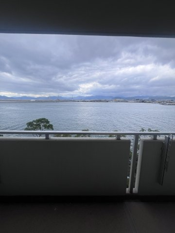 南区元宇品町ベイサイドパレス宇品512号室の展望