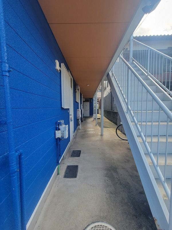 福岡市西区福重２丁目のアパートのロビー
