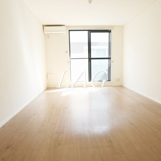 【居間・リビング】 | ストロベリーフィールズ | 洋室のお部屋です。