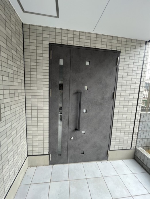 レジダリア西所沢のエントランス|同施工別物件
