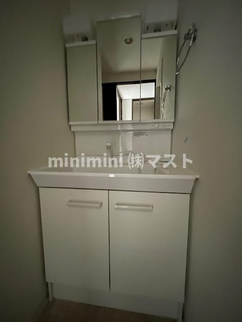 大阪市西区南堀江４丁目の賃貸マンションの洗面所