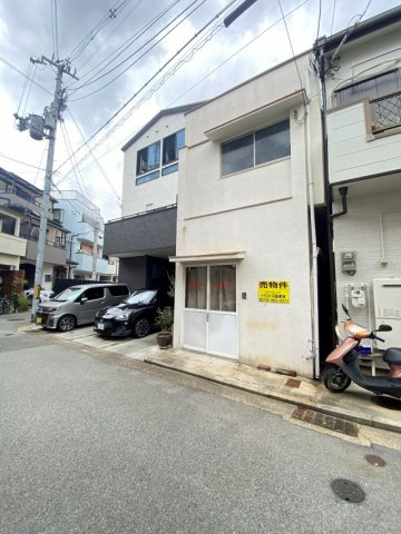 兵庫区荒田町４丁目　売土地の前面道路含む現地写真