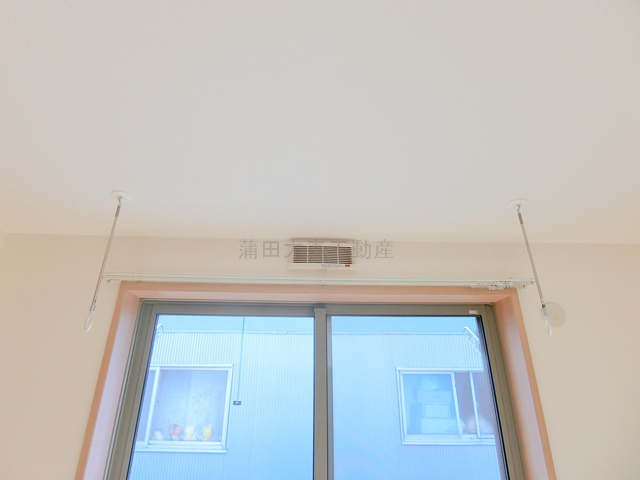 シャルールの設備|物干し金具