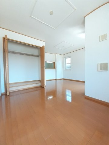 Ｃａｍａｒａｄｅ　Ｔのその他