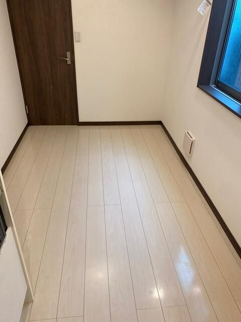 サウステラス大井町の寝室|広くて明るい寝室