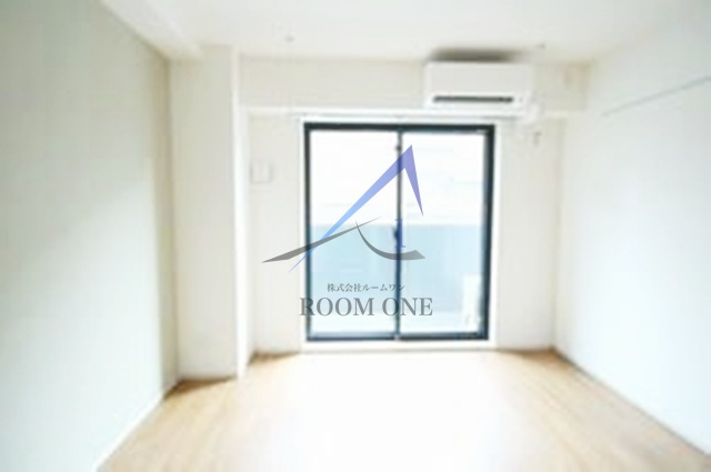 ＳＵＮ　ＲＥＳＩＤＥＮＣＥの居間・リビング|洋室のお部屋です。
