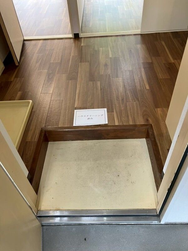 佐野宝マンションの玄関|落ち着いた玄関です