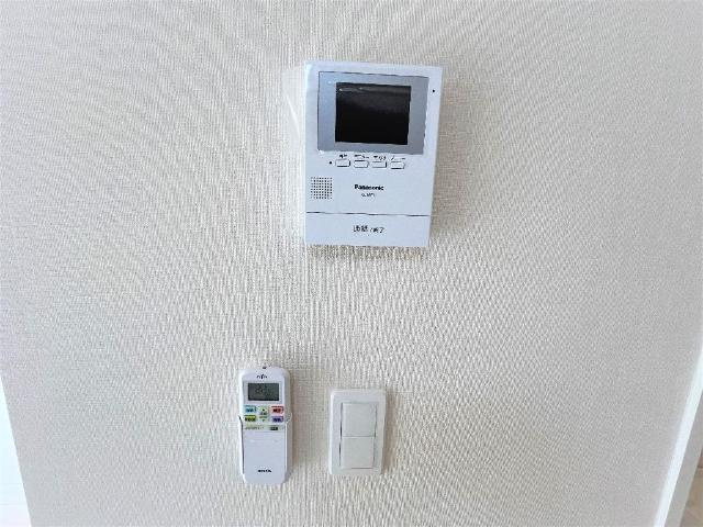 ビレッジヒルズ京山の内装|カメラ付インターホン（イメージ）