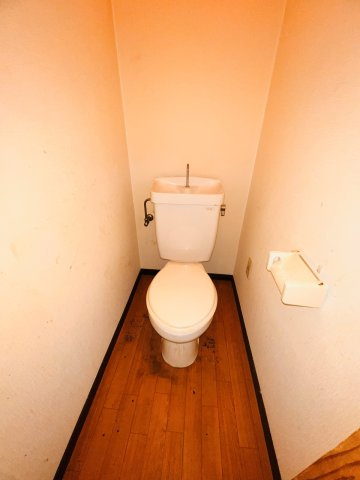 ハイムロワールのトイレ|落ち着いたトイレです