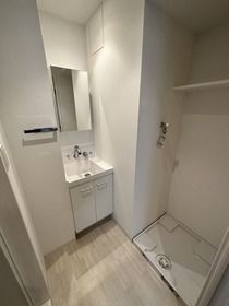 ＣＯＣＯＣＵＢＥ西日暮里の洗面所
