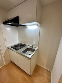 ＣＯＣＯＣＵＢＥ西日暮里のキッチン
