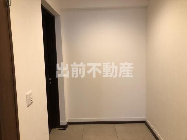 白山パークマンションの玄関