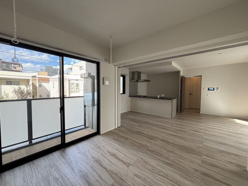 福岡市早良区西新７丁目の賃貸マンションの居間・リビング
