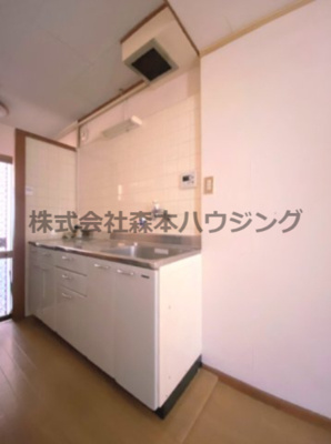 【キッチン】 | 　四條畷市中野新町11テラスハウス | お料理しやすいキッチンです