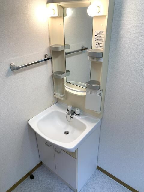 ソレイユエフＡ棟の洗面所