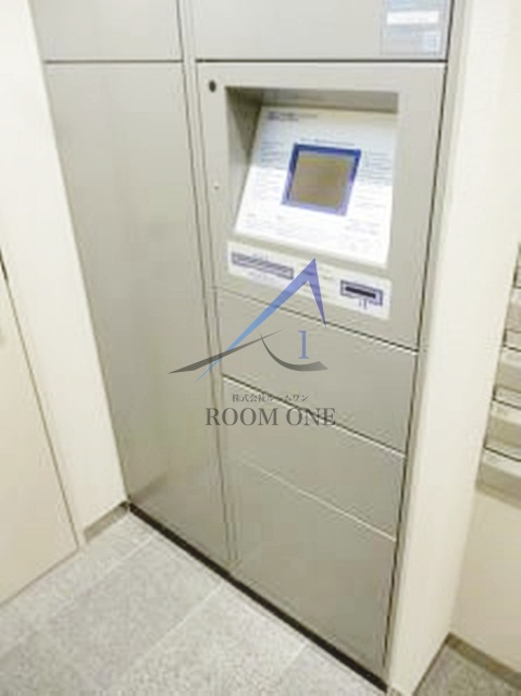 リヴェール赤坂のその他共用部分|宅配ボックスです。