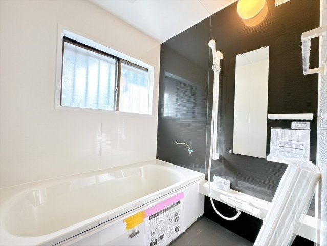仲介手数料不要　カチタス合志市豊岡　LDK17帖内外装リフォーム済【合志南小・合志中】の居間・リビング|LDK：対面キッチン