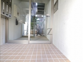 ヨコハマベイウエストのロビー