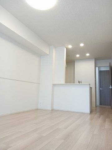 クレール八番館の居間・リビング