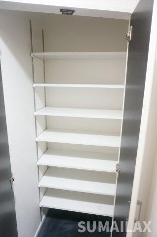 熊本市東区下南部２丁目の賃貸マンションの収納