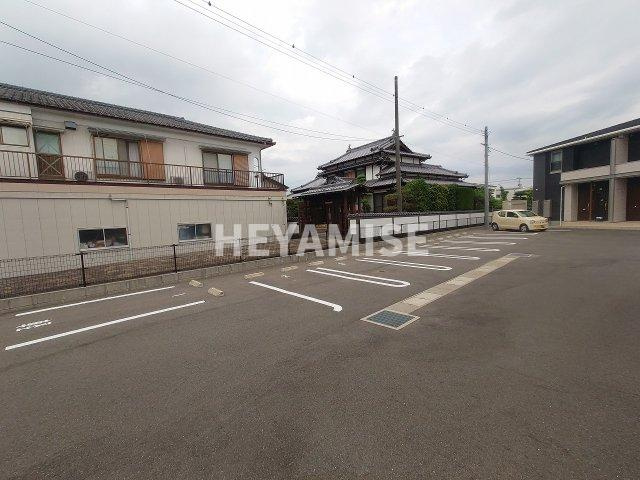 ヒルズ1.福田Bの駐車場