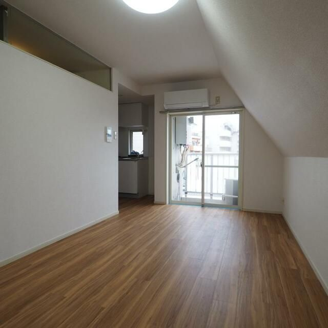 ルードシエンの寝室