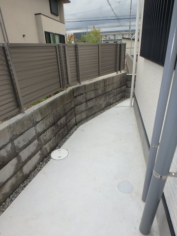 東区菩提町　貸倉庫のその他
