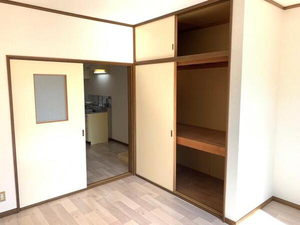 メイプル柳瀬川の収納