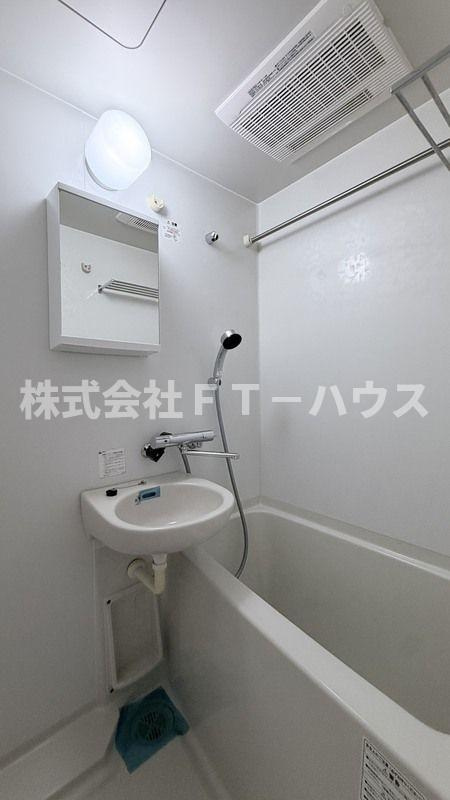 フロンティアテラス行徳の浴室